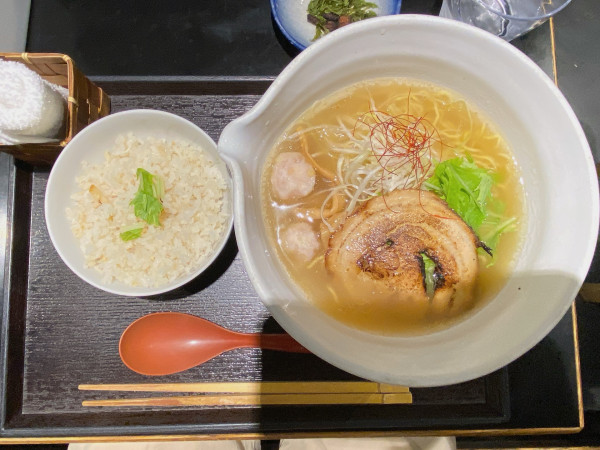 「塩ラーメン:950円」@麺処 銀笹の写真