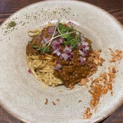 キーマ咖喱〆そば460円