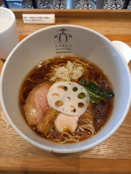 「鶏清湯醤油￥990」@案山子の写真