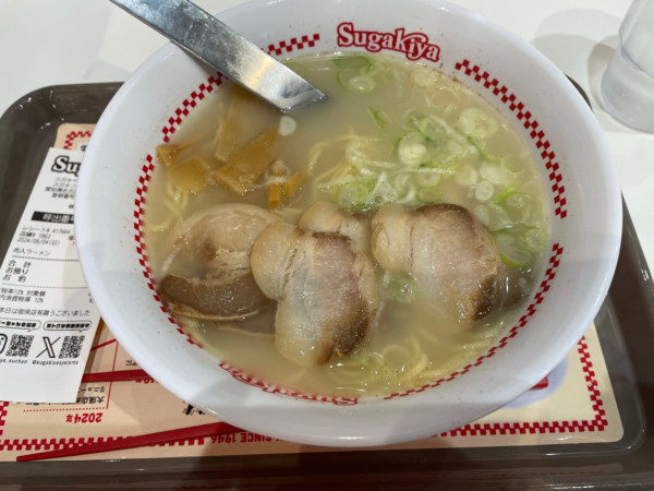「肉入りラーメン」@スガキヤ 名古屋駅エスカ店の写真