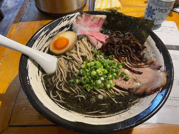 「黒大盛」@博多長浜らーめん よかとの写真