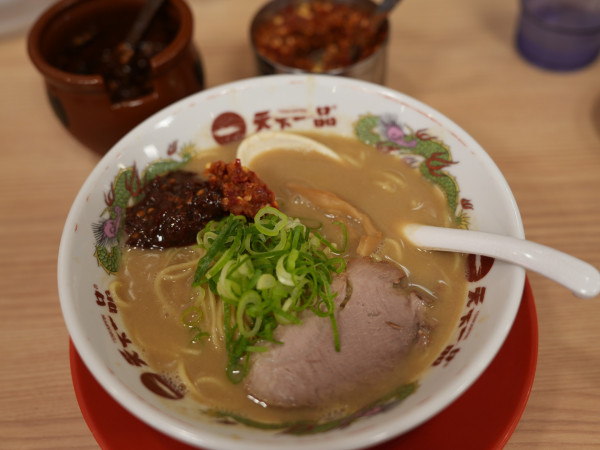 「ラーメン こってり 麺硬め」@天下一品 秋葉原店の写真
