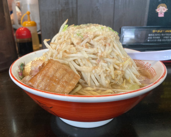 「大ラーメン(野菜マシ、ニンニク、アブラ)」@ラーメン豚力の写真