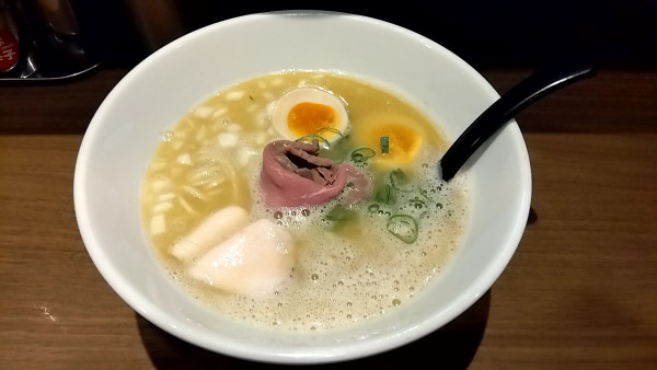 「味玉鶏ゅ白湯らーめん (1,150円)」@東京スタイル鶏らーめん ど・みそ鶏の写真