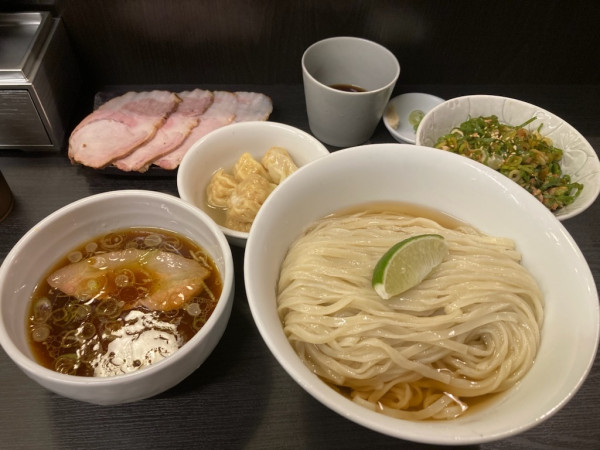 「つけそば」@横浜中華そば 維新商店の写真