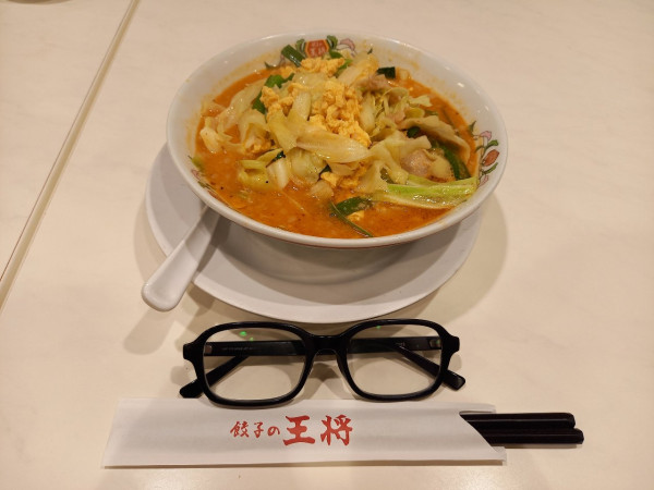 「豚辛ラーメン」@餃子の王将 蒲田東口店の写真