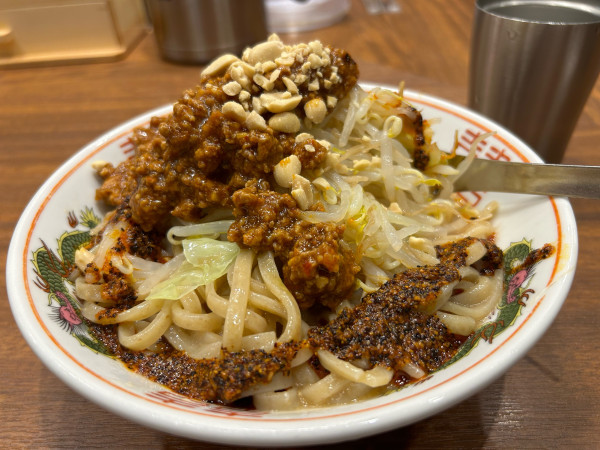 「【7月、8月限定】冷やし坦々まぜそば1200円」@つけめんTETSU 壱の木戸 水戸店の写真