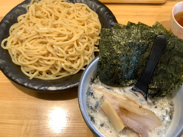 「塩つけ麺　中盛　＋　チャーシュー　＋　のり」@つけ麺 ががちゃい 中山店の写真