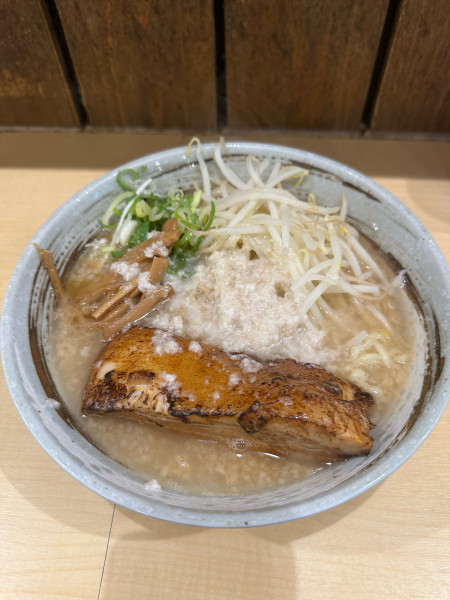 「デカちゃーめん」@こってり脂らーめん きたろうの写真