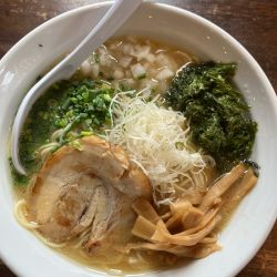 濃厚鶏白湯　醤油