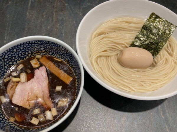 「昆布水つけ麺（醤油）+中盛+味玉」@中華そば 森庵の写真