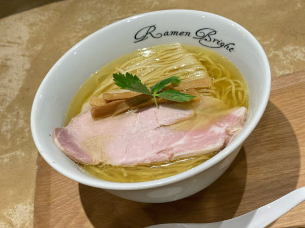 「淡麗金しお」@拉麺 ぶらいの写真