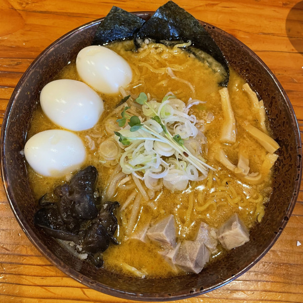 「味噌ラーメン 950円」@白樺山荘 真駒内本店の写真