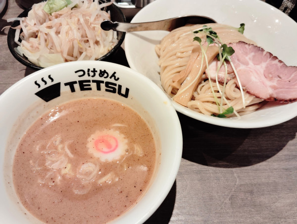 「つけめん＋野菜」@つけめんTETSU 京王モール新宿店の写真