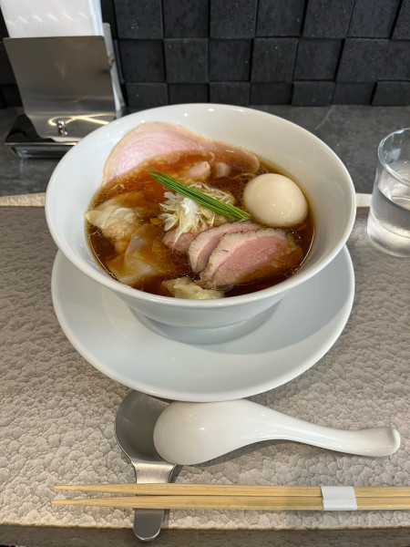 「特製中華蕎麦」@宍道湖しじみ中華蕎麦 琥珀 池袋店の写真