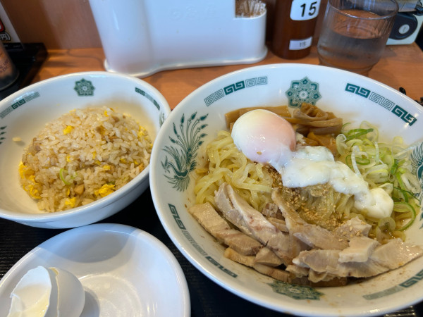 「汁なしラーメン620円、半チャーハン300円」@日高屋 土浦西口店の写真