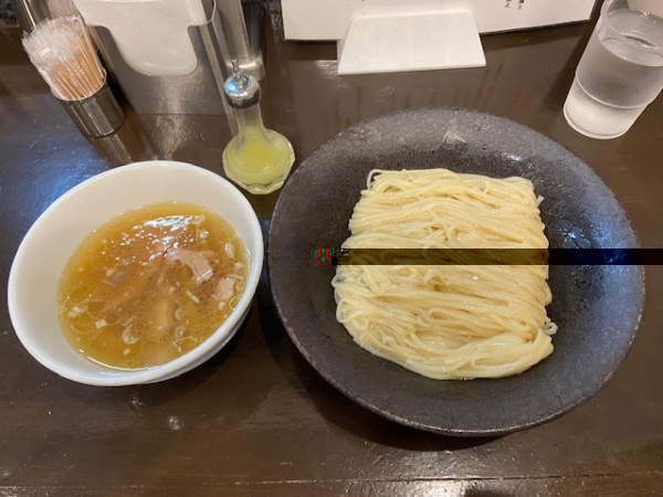 「しおつけ麺」@町田汁場 しおらーめん進化 町田駅前店の写真