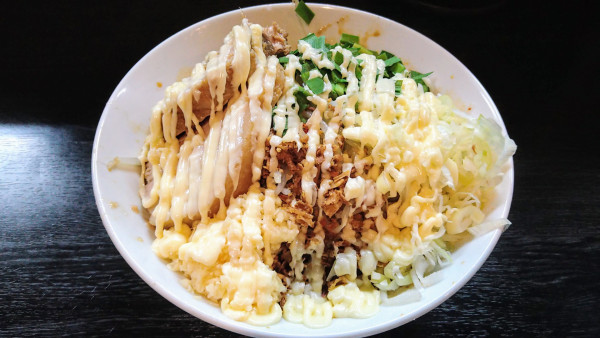 「【限定】冷やし辣醤麺(麺少なめ･ニンニク･マヨネーズ)」@豚星。の写真