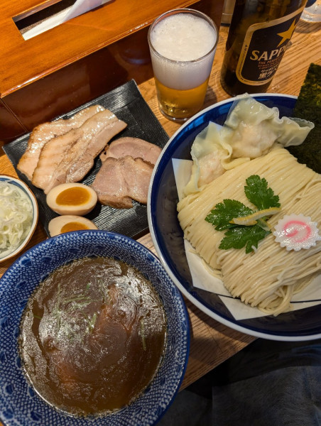 「上特製清湯つけそば ＋ ビール(小瓶)」@つけそば 神田勝本の写真