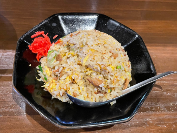 「ミニチャーハン　￥４５０」@覿・麺 名古屋植田店の写真