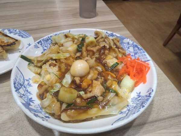 「たっぷり豚肉と野菜の旨味あんかけチャーハン」@バーミヤン 京都新堀川店の写真