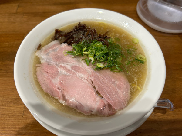 「豚骨ラーメン」@無冠 阿佐ヶ谷の写真