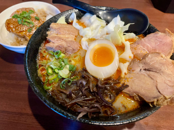 「大悟レッド 大盛」@熊本ラーメン 大悟の写真