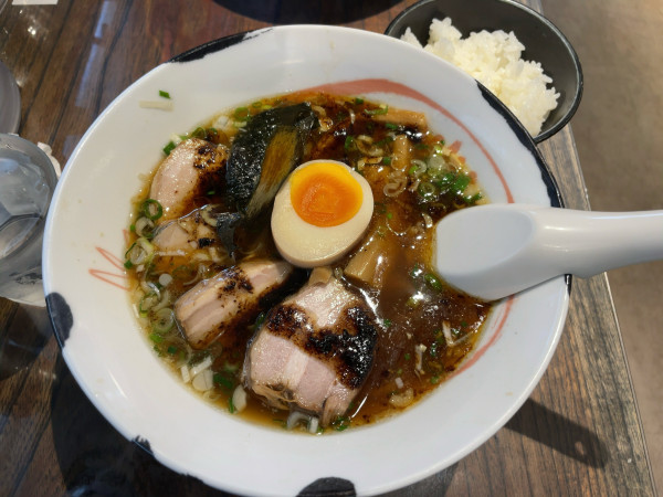 「香油ラーメン」@二代目 げんこつ屋 阿佐ヶ谷南口店の写真