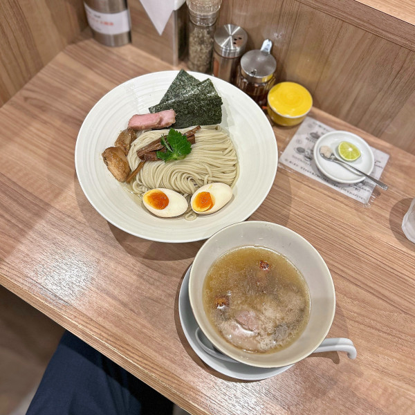 「特製塩つけ＋中盛」@麺処 ほん田 秋葉原本店の写真