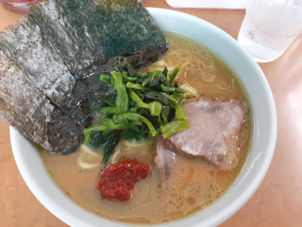 「ラーメン」@横浜ラーメン 町田家 新百合ヶ丘店の写真