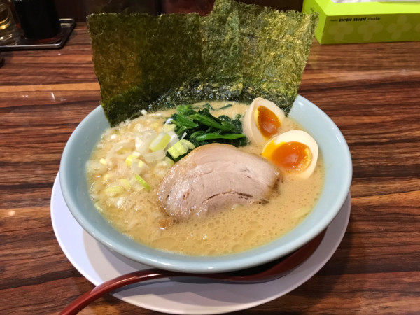 「豚骨醤油味玉(860円)」@清六家 つくばキュート店の写真