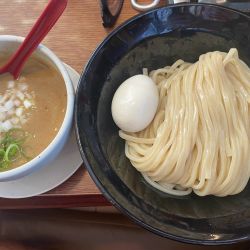 鶏白湯つけ麺　醤油　味玉