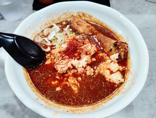「旨辛魚」@旨辛ラーメン表裏 高田馬場店の写真
