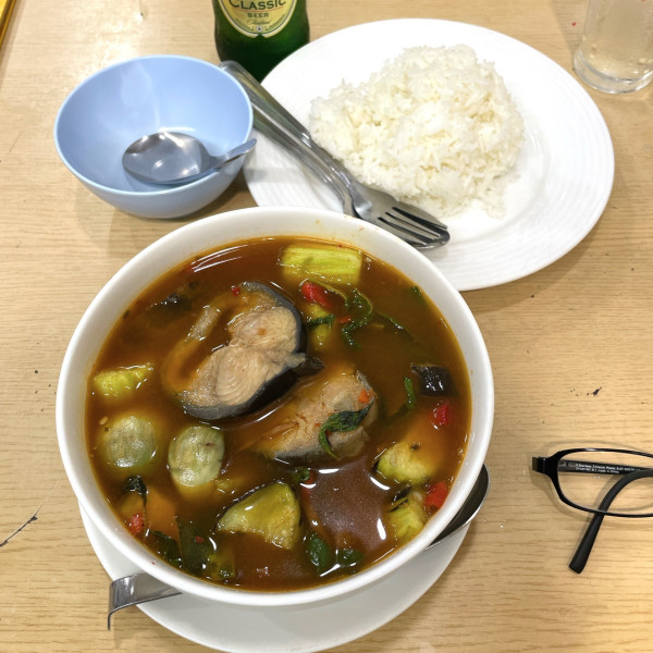 「ナマズのスパイシーカレー」@インムアロイの写真