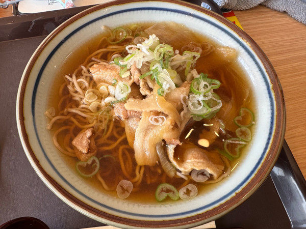 「豚肉そば(1080円)」@たびーとキッチンの写真