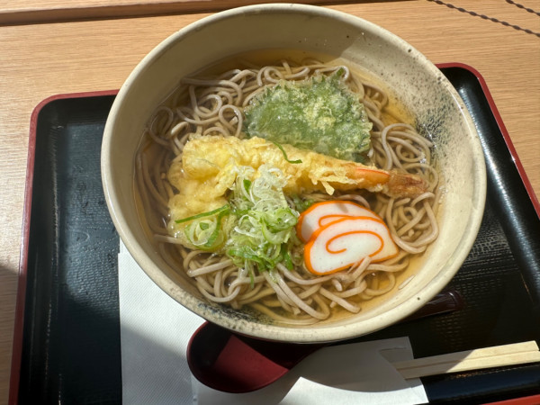 「海老天そば(850円)」@つばき食堂の写真