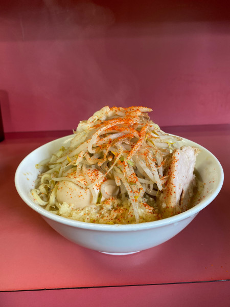 「少なめ　ニンニク多めヤサイアブラ　味つけタマゴ」@ラーメン二郎 ひばりヶ丘駅前店の写真