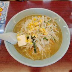 塩バターラーメン(830円)