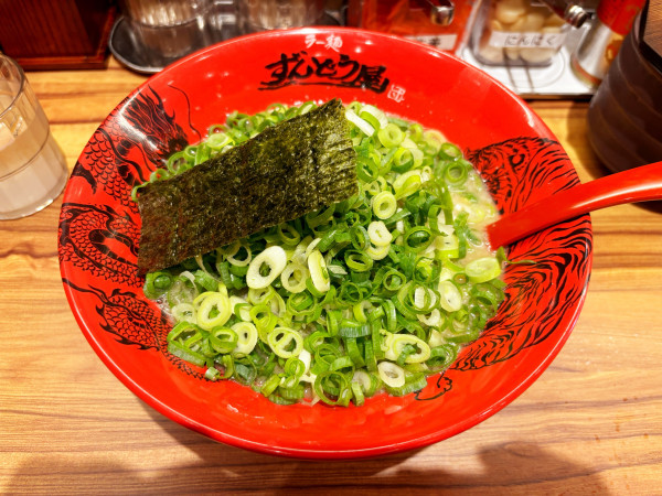 「ネギラーメン　960円」@ラー麺 ずんどう屋 綱島店の写真
