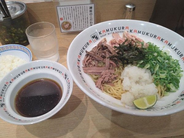 「牛と豚のおろしざるラーメン」@どうとんぼり神座 京都ポルタ店の写真