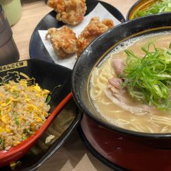 うまやセット＋唐揚げ