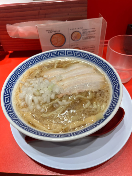「背脂中華そば(¥880)」@新潟発祥ラーメンなおじ 上北沢店の写真