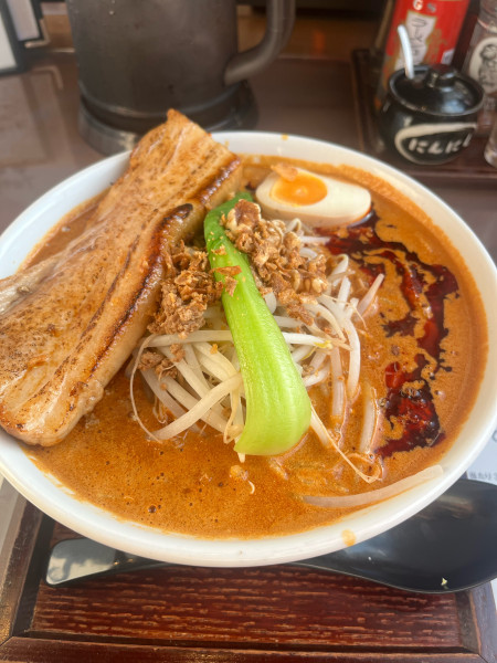 「味噌坦々かぶりつき(1100円)+大盛り(120円)」@完熟味噌らぁめん かなで商店の写真