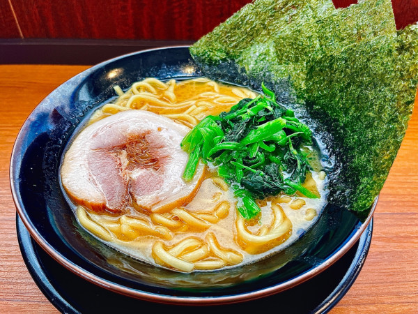 「ラーメン（850円→600円）」@横浜家系ラーメン 壱角家 小山雨ヶ谷店の写真