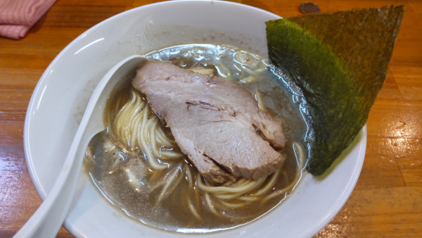 「煮干ソバ950円　和え玉200円」@煮干中華ソバ イチカワの写真