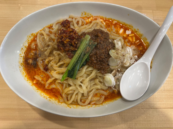 「汁なし担々麺1000円」@メンドコロ天鳳の写真