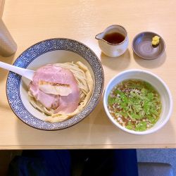 金目鯛つけめん昆布水添え。¥900。