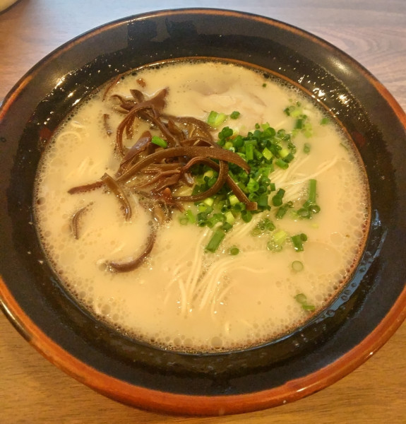 「博多らーめん」@博多らーめん 万々の写真