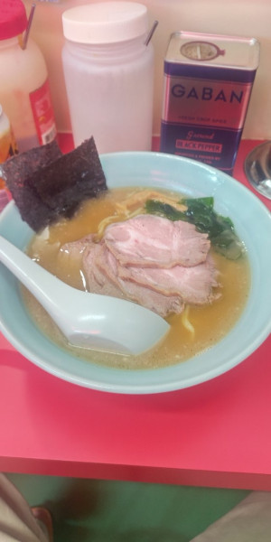 「チャーシュー麺 中盛」@ニューラーメンショップ 扇橋店の写真