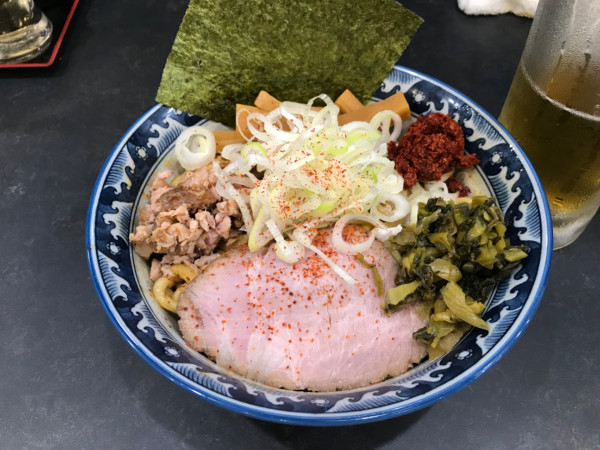 「辛油そば （小盛）950円」@兎に角 柏店の写真